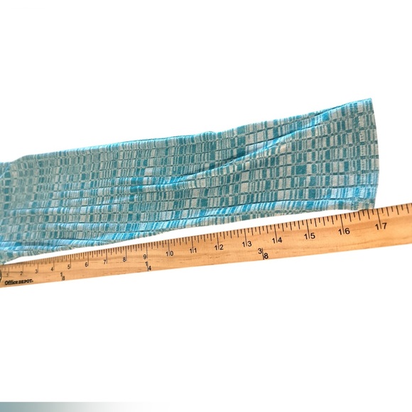 Lularoe Longline Cardigan Size Medium Heathered Teal Knit Front Pockets Cozy - Picture 10 of 10